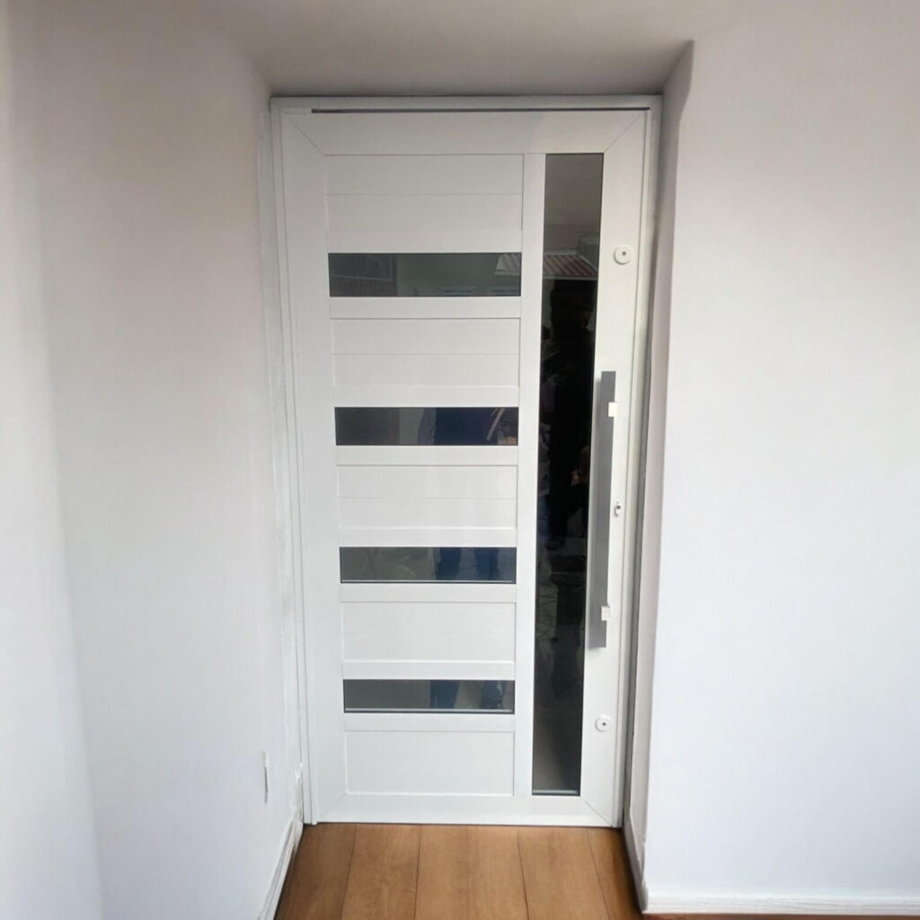 Porta Pivotante Chapa GS