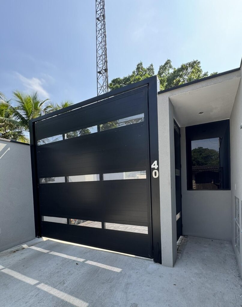 Portão Basculante M17